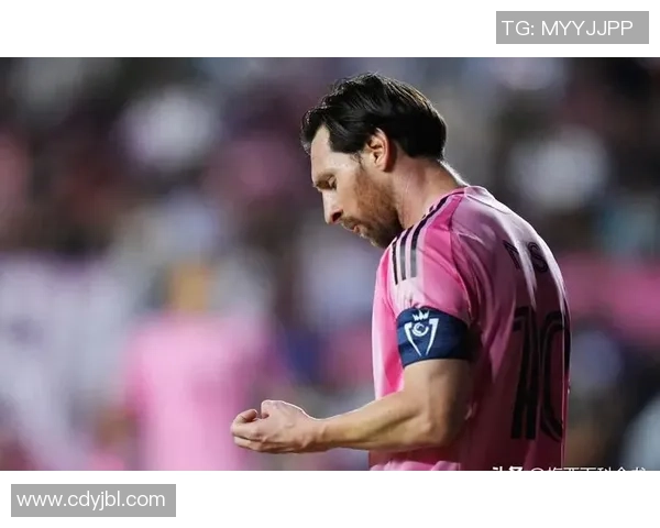 从争议尘埃到球王降临:梅西50天跨时空回归,揭幕战点燃迈阿密之火