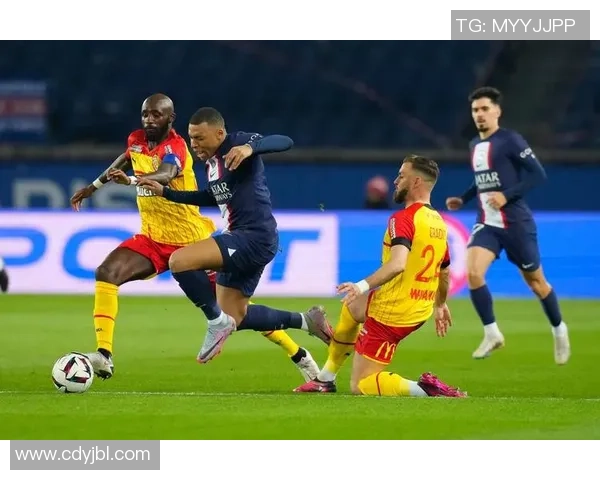 法甲变天！朗斯3球横扫图卢兹，大巴黎4分之差跌下神坛？这场豪赌你跟吗？